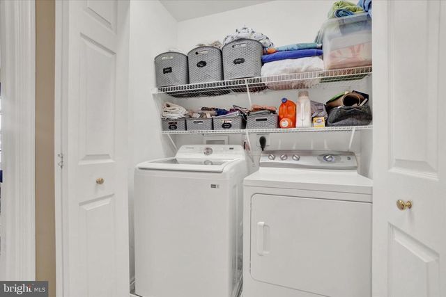 336 DEERFIELD DR, Mount Joy, PA 17552