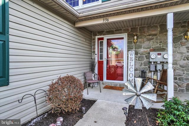 336 DEERFIELD DR, Mount Joy, PA 17552