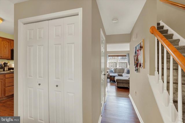 336 DEERFIELD DR, Mount Joy, PA 17552