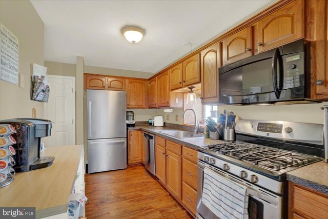 336 DEERFIELD DR, Mount Joy, PA 17552