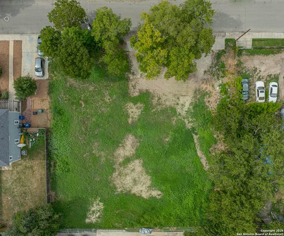 134 Belmont, San Antonio, TX 78202