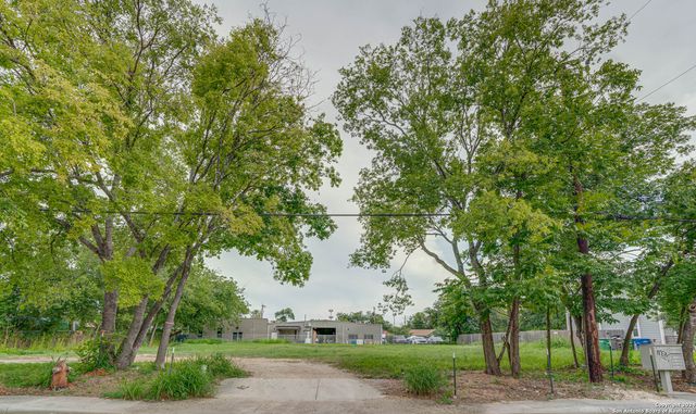 134 Belmont, San Antonio, TX 78202