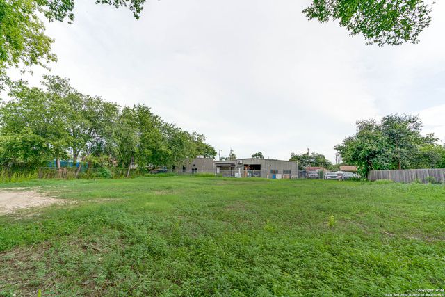 134 Belmont, San Antonio, TX 78202