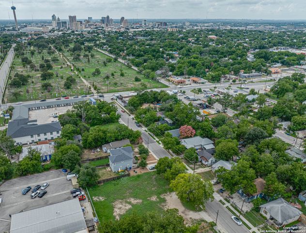 134 Belmont, San Antonio, TX 78202
