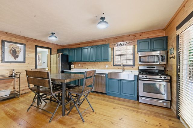 6205 Trevor Way, Young Harris, GA 30582