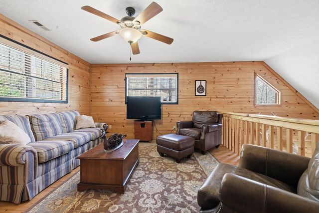 6205 Trevor Way, Young Harris, GA 30582