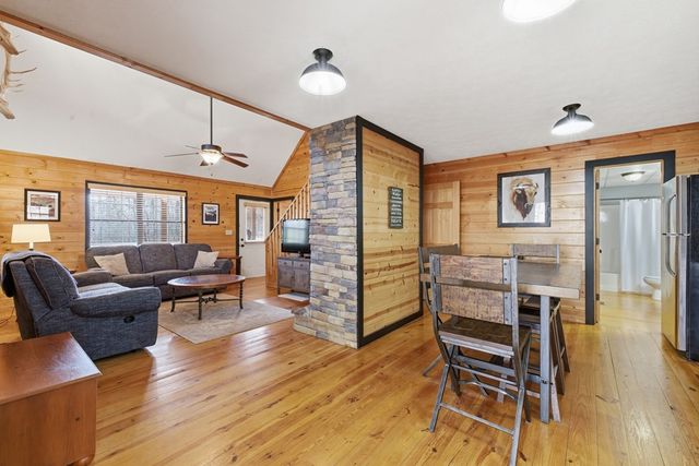 6205 Trevor Way, Young Harris, GA 30582