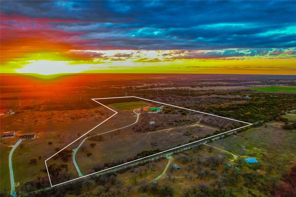 1436 County Road 216, Iredell, TX 76649