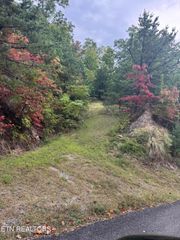 Enclave Park Way, Sevierville, TN 37862