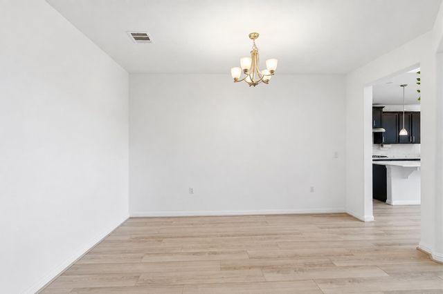 7220 Poulain DR, Austin, TX 78738