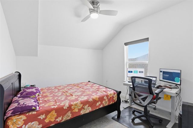 7220 Poulain DR, Austin, TX 78738