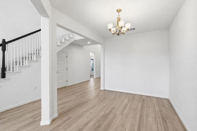 7220 Poulain DR, Austin, TX 78738