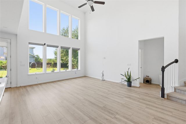 7220 Poulain DR, Austin, TX 78738