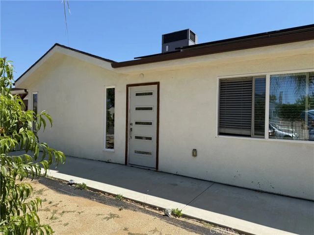 7120 Quartz, Winnetka, CA 91306