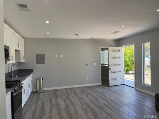 7120 Quartz, Winnetka, CA 91306