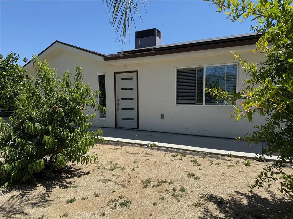 7120 Quartz, Winnetka, CA 91306