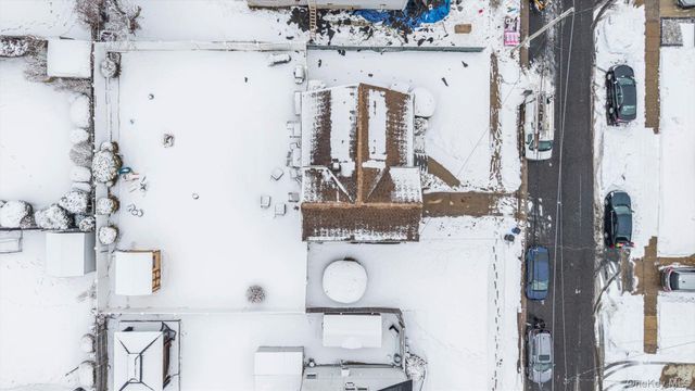 16 Layton Street, Freeport, NY 11520