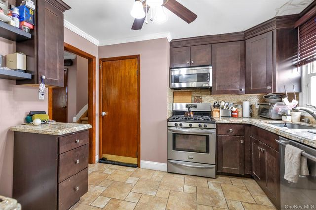 16 Layton Street, Freeport, NY 11520