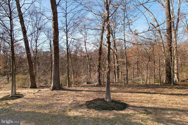 2308 WILLIAM AND MARY DR, Alexandria, VA 22308