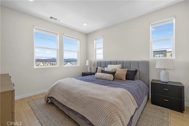 27105 Valley Oak, Valencia, CA 91381