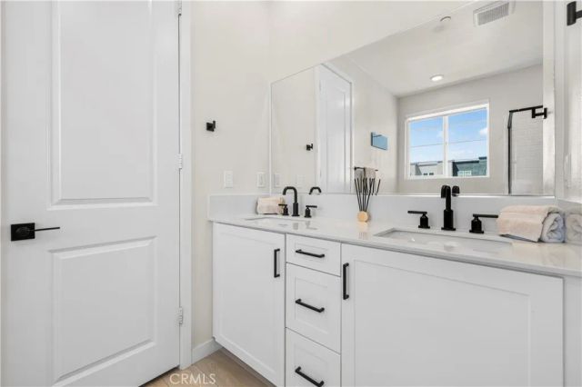 27105 Valley Oak, Valencia, CA 91381