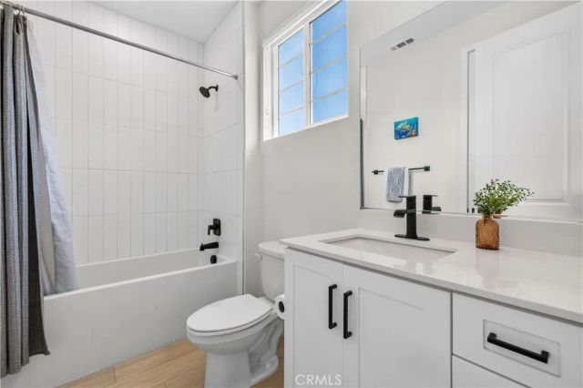 27105 Valley Oak, Valencia, CA 91381