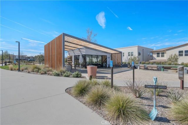 27105 Valley Oak, Valencia, CA 91381