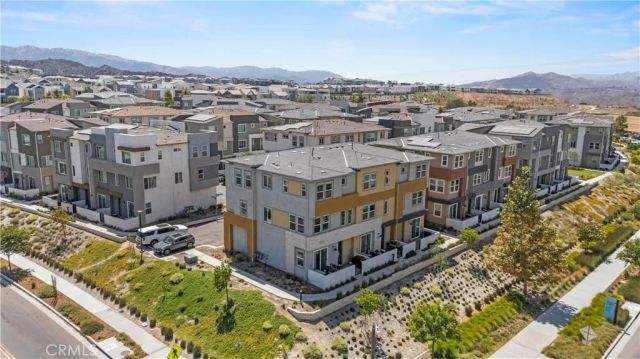 27105 Valley Oak, Valencia, CA 91381