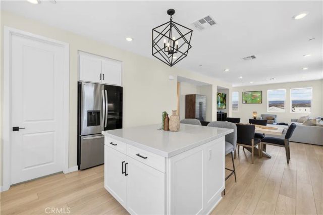 27105 Valley Oak, Valencia, CA 91381