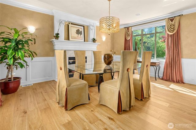 7003 117th Place NE, Kirkland, WA 98033