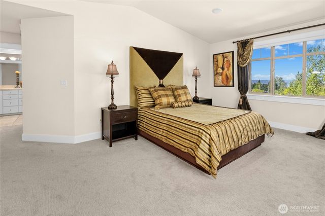 7003 117th Place NE, Kirkland, WA 98033