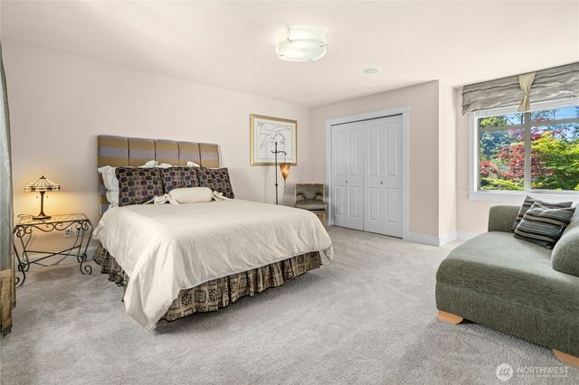 7003 117th Place NE, Kirkland, WA 98033