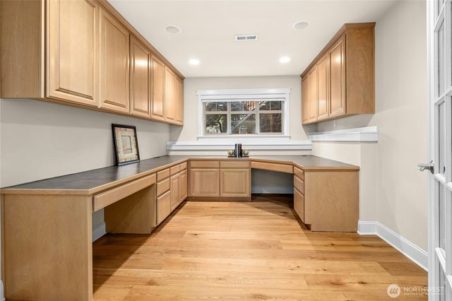 7003 117th Place NE, Kirkland, WA 98033