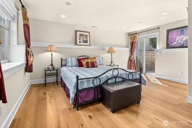 7003 117th Place NE, Kirkland, WA 98033