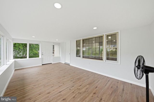 49 BELMONT LN, Willingboro, NJ 08046