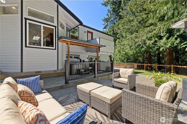 5317 101st Street SW, Mukilteo, WA 98275