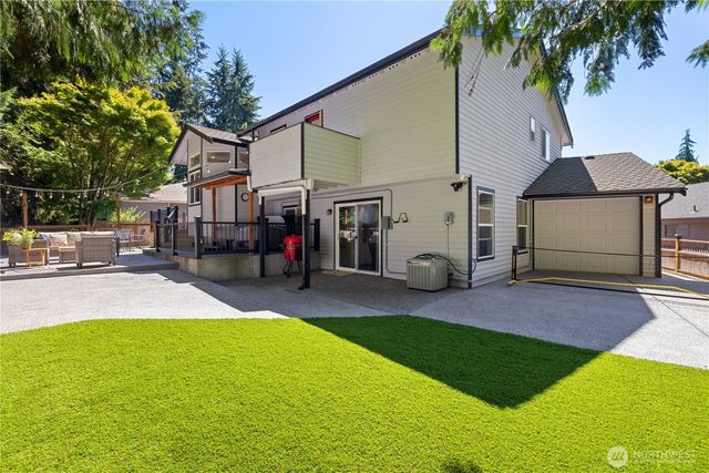 5317 101st Street SW, Mukilteo, WA 98275