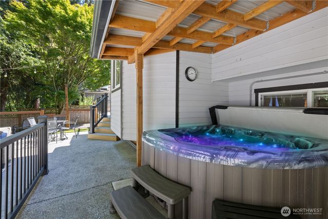 5317 101st Street SW, Mukilteo, WA 98275