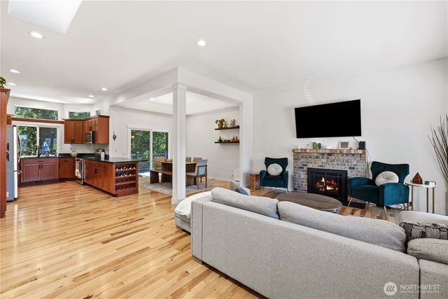 5317 101st Street SW, Mukilteo, WA 98275
