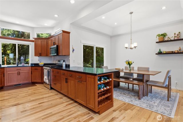 5317 101st Street SW, Mukilteo, WA 98275