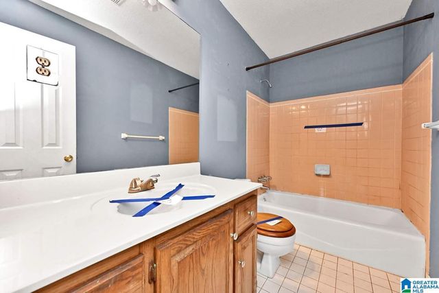 1720 BIG MOUNTAIN CIRCLE, Birmingham, AL 35235