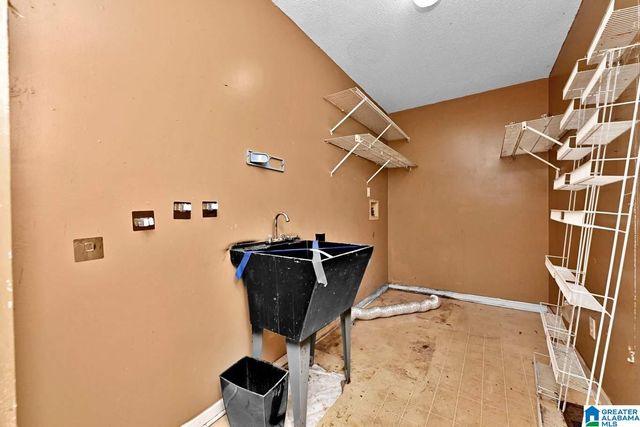 1720 BIG MOUNTAIN CIRCLE, Birmingham, AL 35235