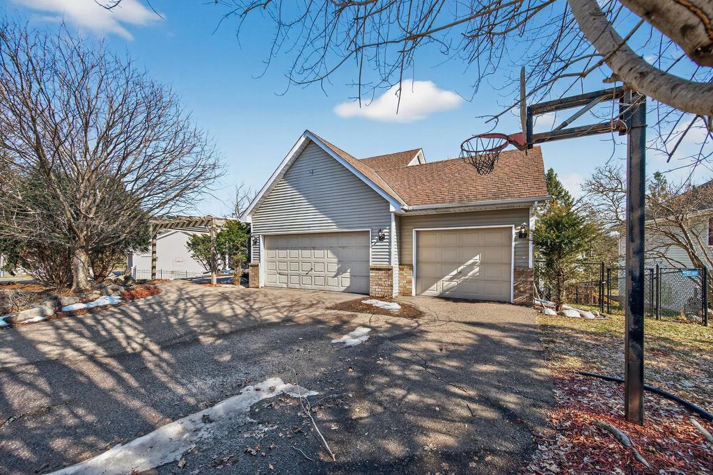 2970 Western Avenue N, Roseville, MN 55113 — photo 3
