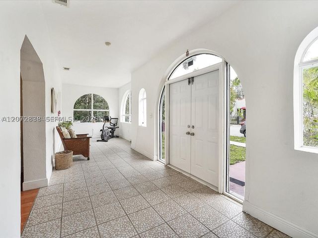 23 NE 46th St 0, Miami, FL 33137