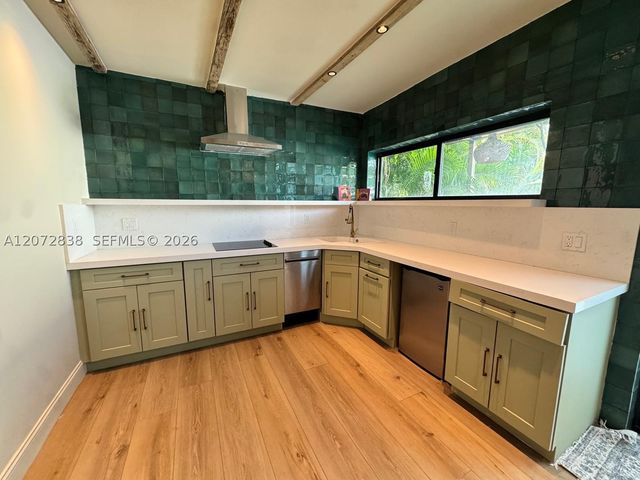 23 NE 46th St 0, Miami, FL 33137