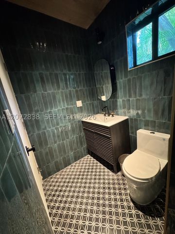 23 NE 46th St 0, Miami, FL 33137