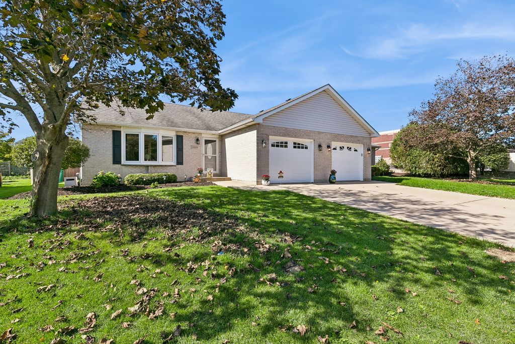 15629 W Waterford Lane, Manhattan, IL 60442 — exterior