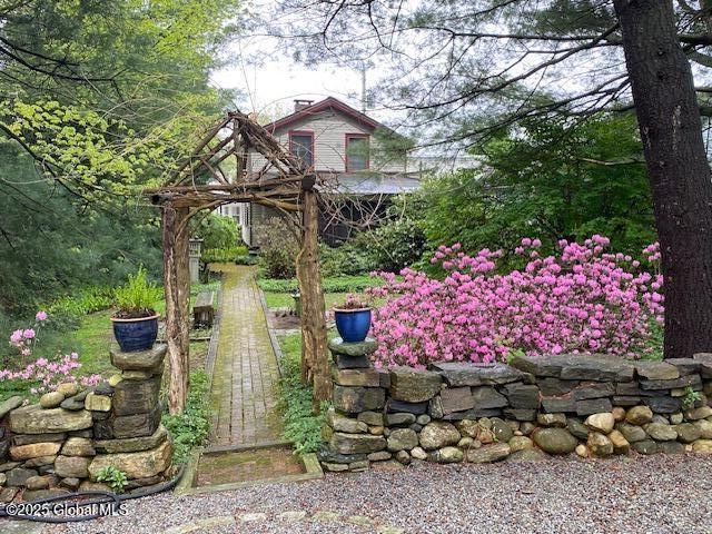 21 Andrews Street, Saratoga Springs, NY 12866