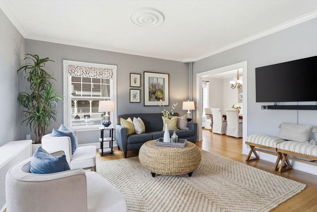 79 Florence Ave, Melrose, MA 02176