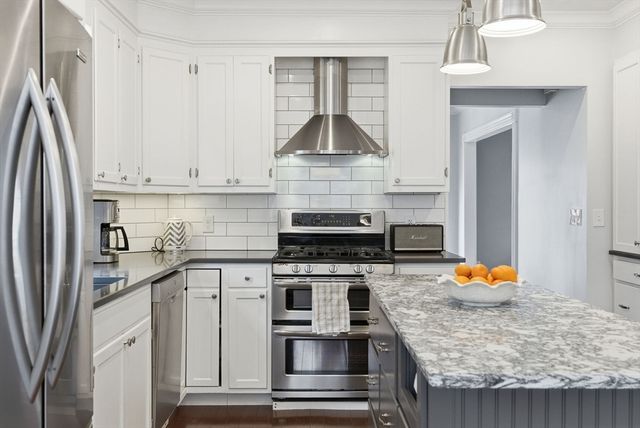 79 Florence Ave, Melrose, MA 02176